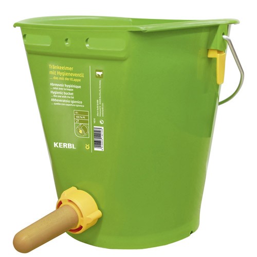 Kälbertränkeeimer mit Hygieneventil